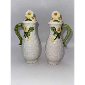 Lefton Daisy Basket Weave Salt & Pepper Shakers With Handle 7” Vintage Cheerful